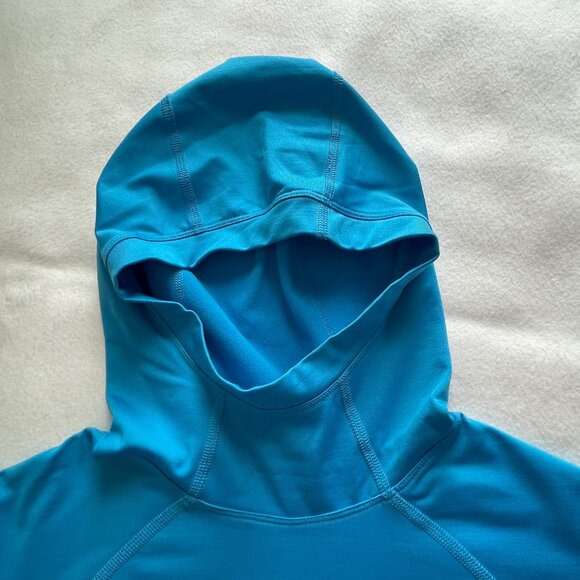 Running Room Base Thermal hoodie. Size S - Picture 2 of 5